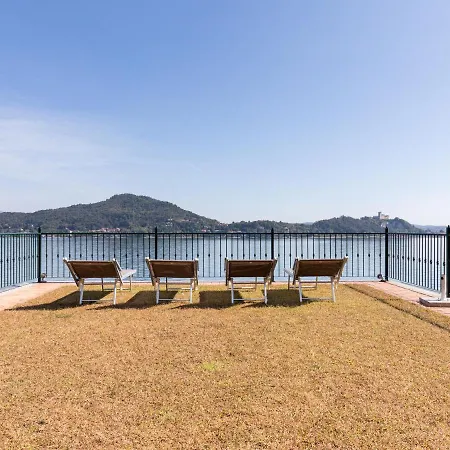 Casa vacanze Located On The Shores Of Lake Maggiore *